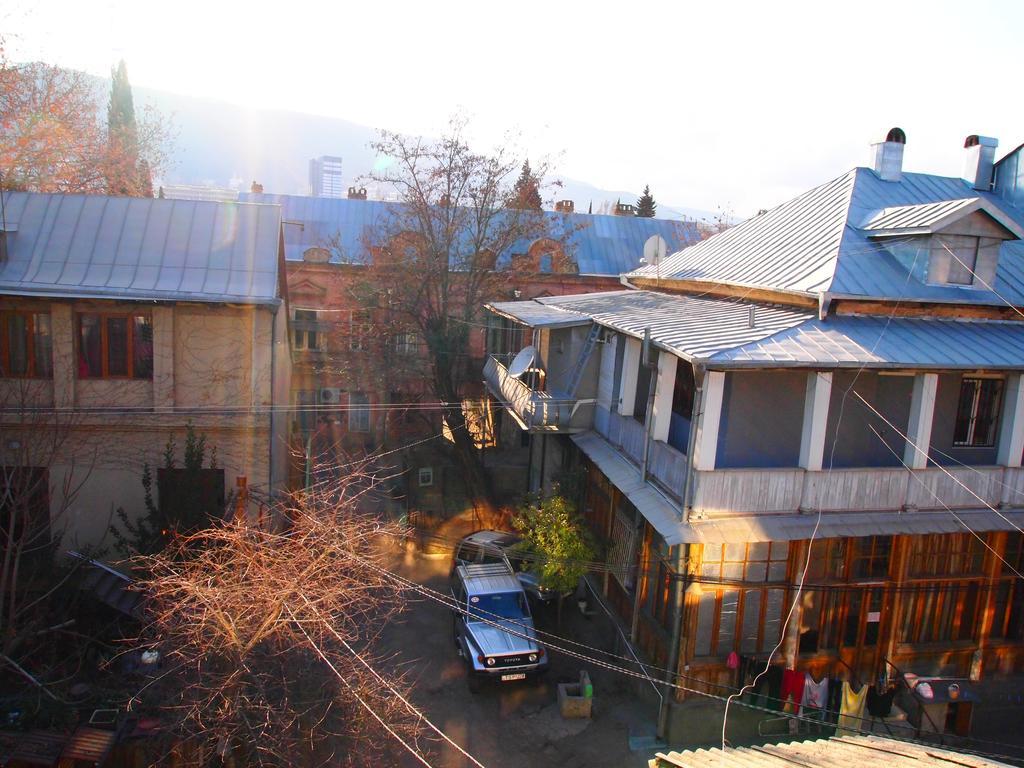 Green Stairs Guest House Tbilisi Værelse billede